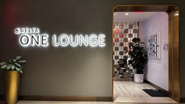 Delta Air Lines Unveils Plans for New Premium Lounge in Atlanta | agama ronaldo pemain sepak bola, m