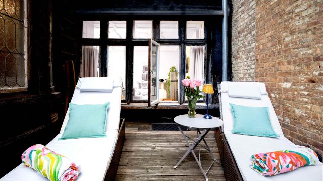 Transform Your Home with Creative Floral Arrangements Using Everyday Items