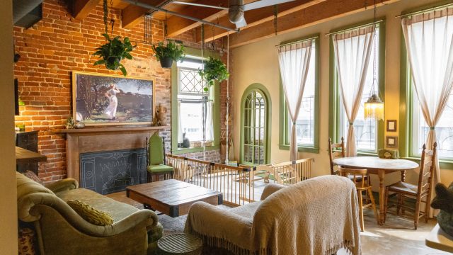 Transforming Spaces: Innovative Design Solutions for Modern Living