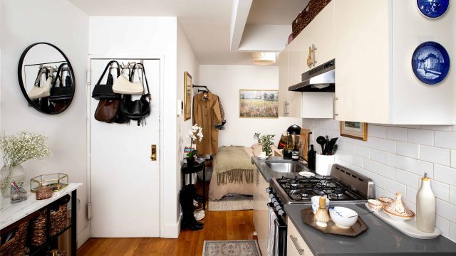 Transform Your Entryway with a Stylish Soap Dish Storage Solution