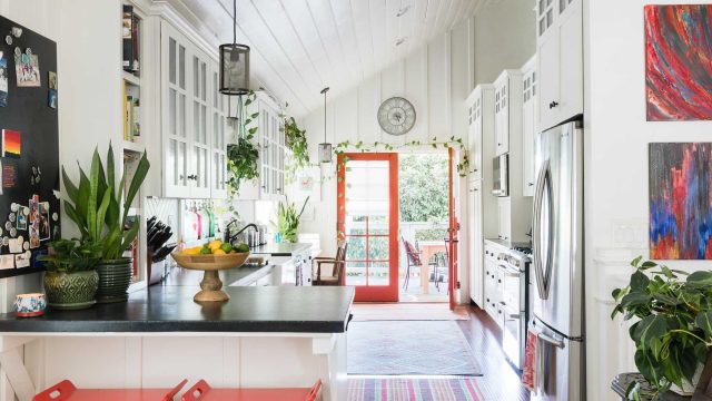 Innovative Kitchen Solutions: Creative Ways to Organize Paper Towels