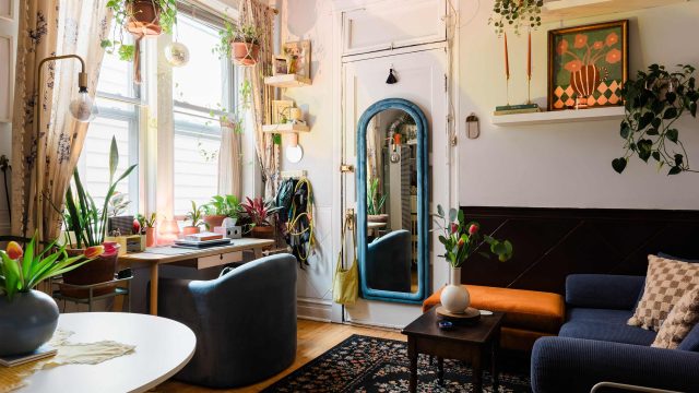 Maximizing Space: Stylish Dining Solutions for Compact Living