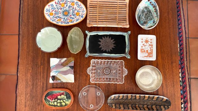 Unique Gift Ideas to Impress Your Hosts at Parties