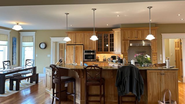 Revamping Culinary Spaces: A Trendy Kitchen Makeover Story