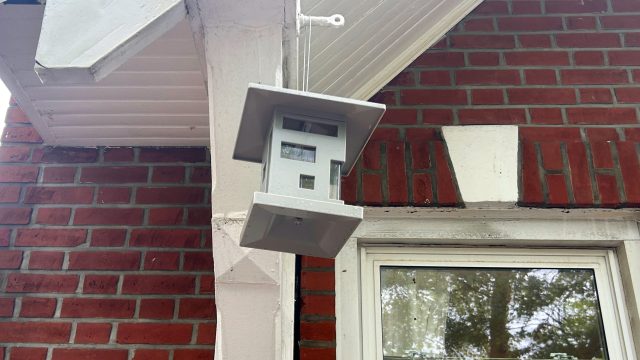 Transform Your Outdoor Space with Stylish Bird Feeders