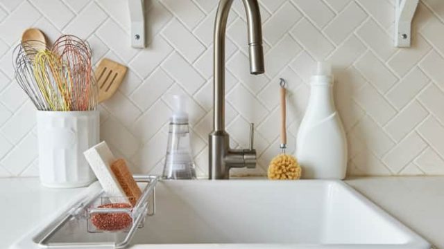 Why Solid Dish Soap is Revolutionizing Kitchen Cleanliness
