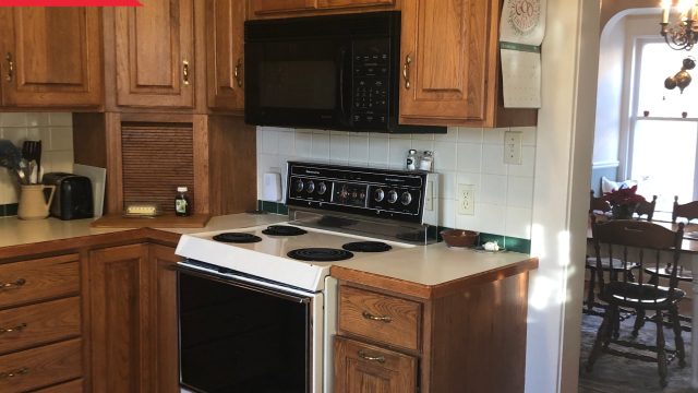 Revamping Your Kitchen: The Allure of Teal for a Modern Makeover