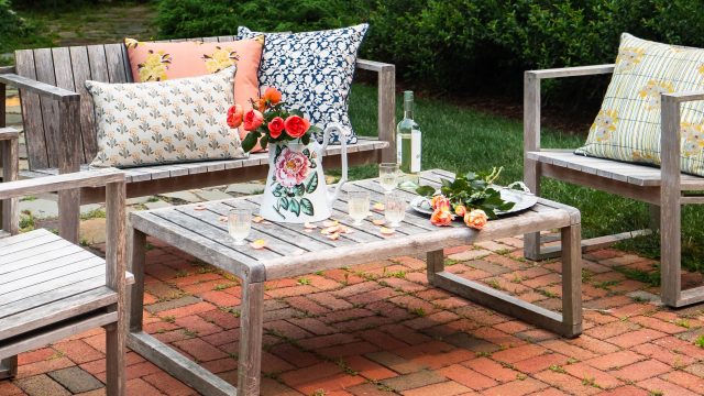 Elevate Your Home Decor with Stylish Outdoor Pillows