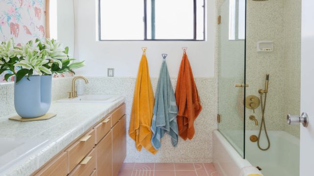 Unbeatable Deals on Towels: Re