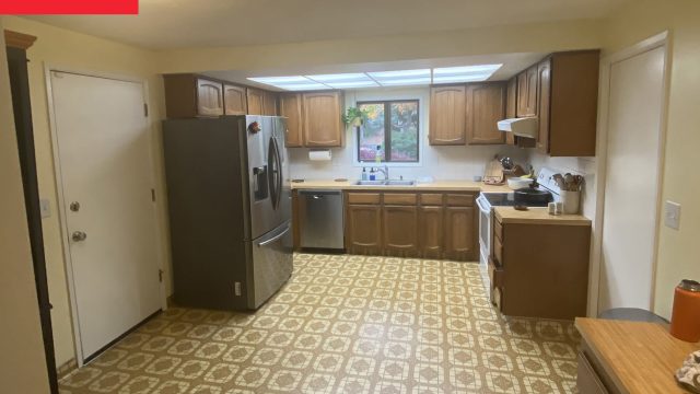 Transforming a Dated Kitchen: A Modern All-White Makeover