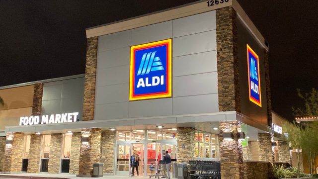 Export: These Delicate Aldi Glass Pumpkins Look So Expensive (but They're $20!)
