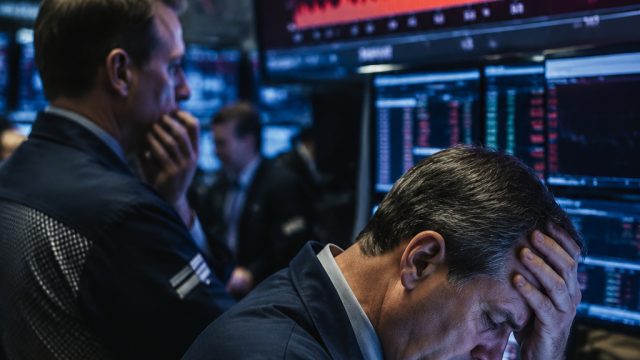 Market Turmoil: Tech Stocks Plummet Amid Economic Uncertainty | golden mushroom slot machine, sweet 