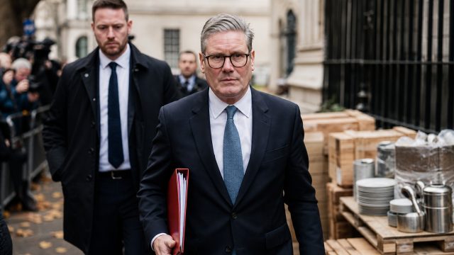 UK Prime Minister Pursues Defense Strategy Amid Political Challenges