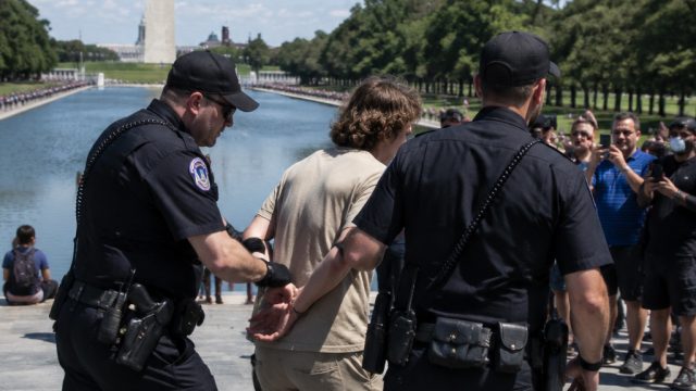 Reflecting Pool Controversy: Arrests and Community Response