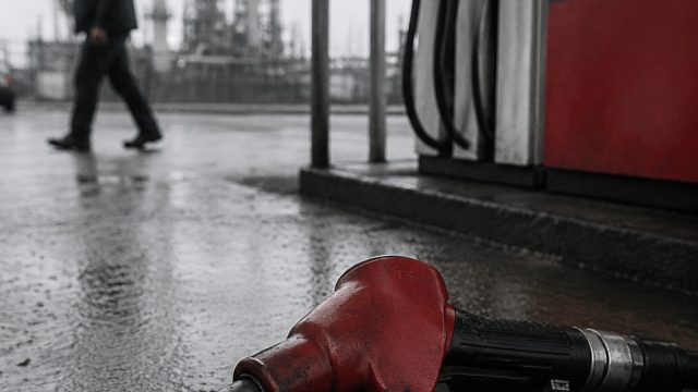 Russia's Fuel Crisis: Impacts and Implications Amid Ongoing Conflict