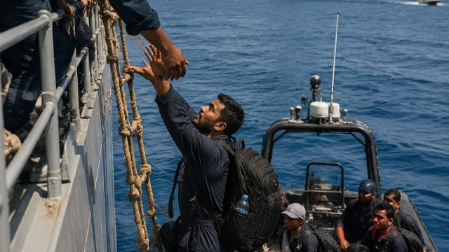 UN Initiates Evacuation for Sailors Stranded in Hormuz: Urgent Insights | cara setting mesin slot, p